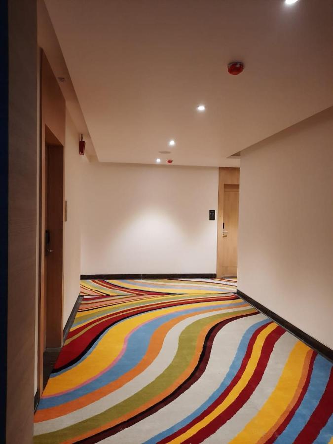 Acco Grand Hotel Lakhnaú Exteriér fotografie